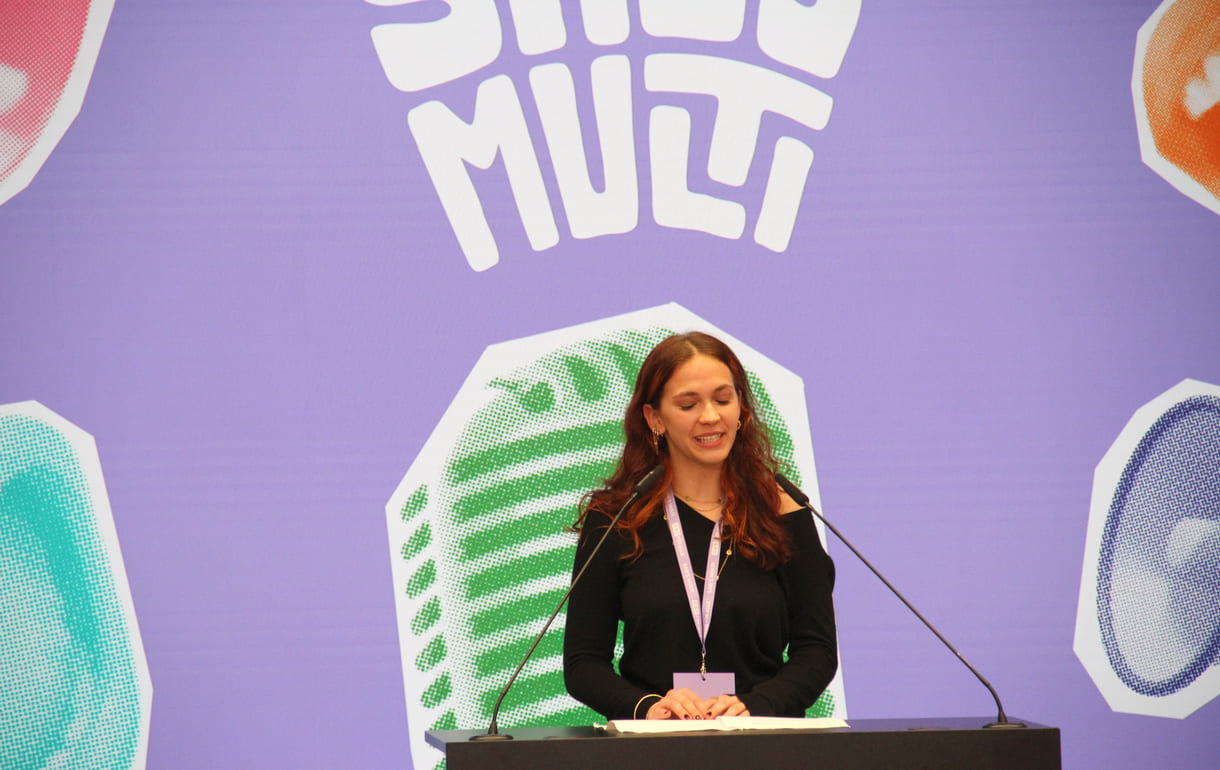 Olivia Kampmüller (AHS Wien West, in Penzing, 14. Bezirk) ließ Schwedisch neben Deutsch erklingen