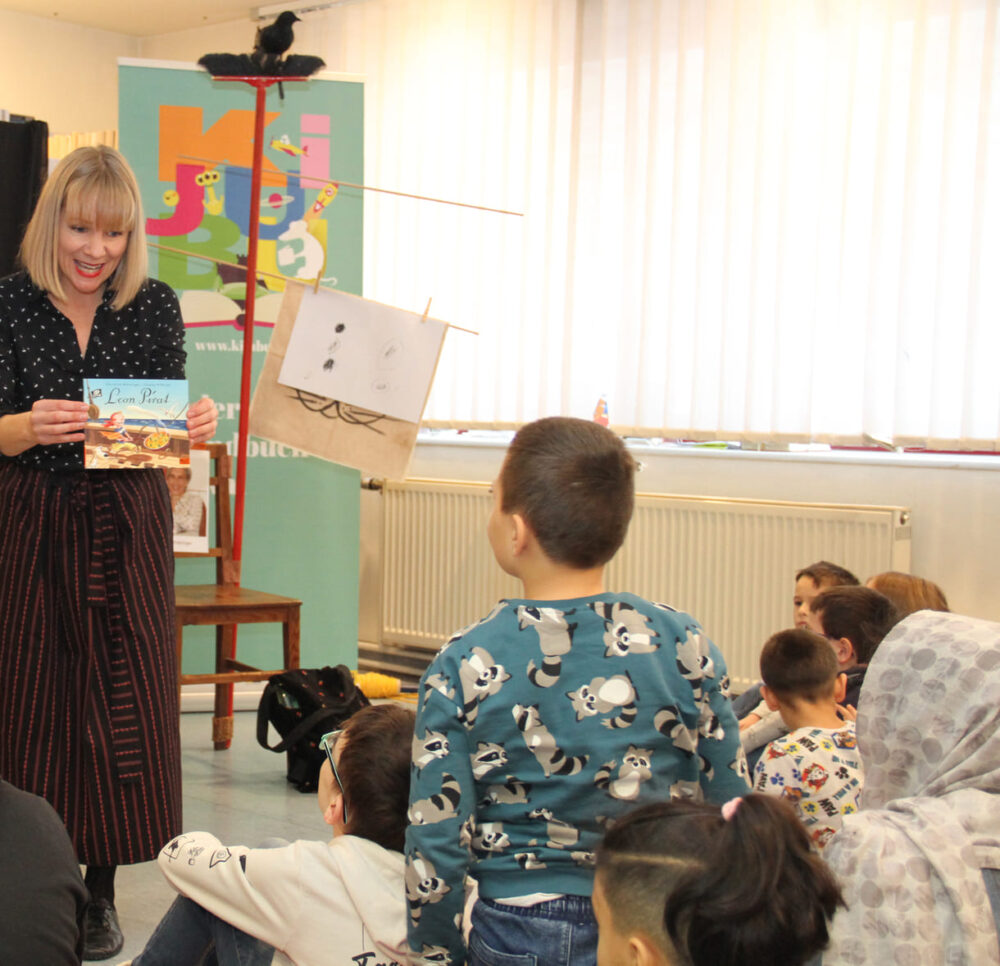 Petra Forster ließ Kinder in ihren Erzählgeschichten mitspielen