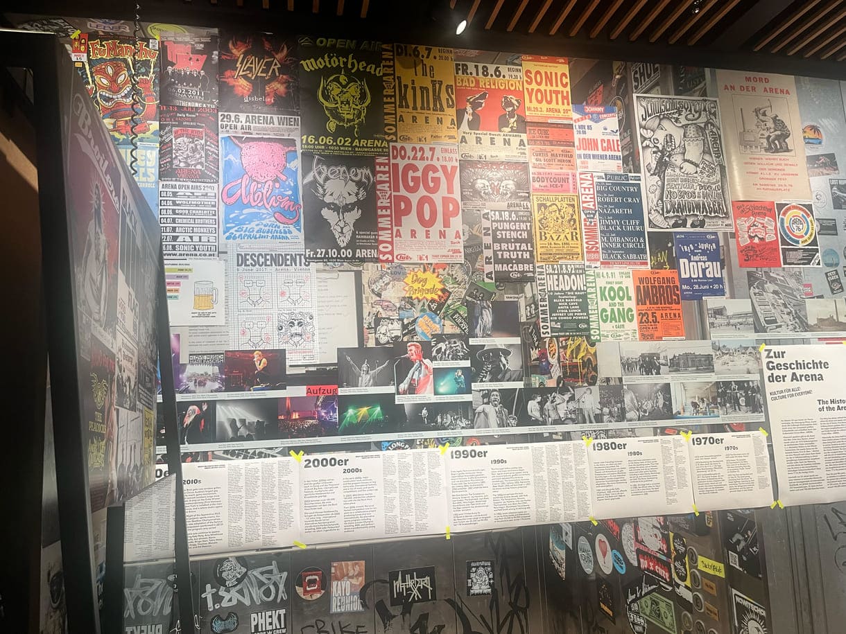 Wand mit Plakaten der Arena - in der kleinen Ausstellung im Wien Museum