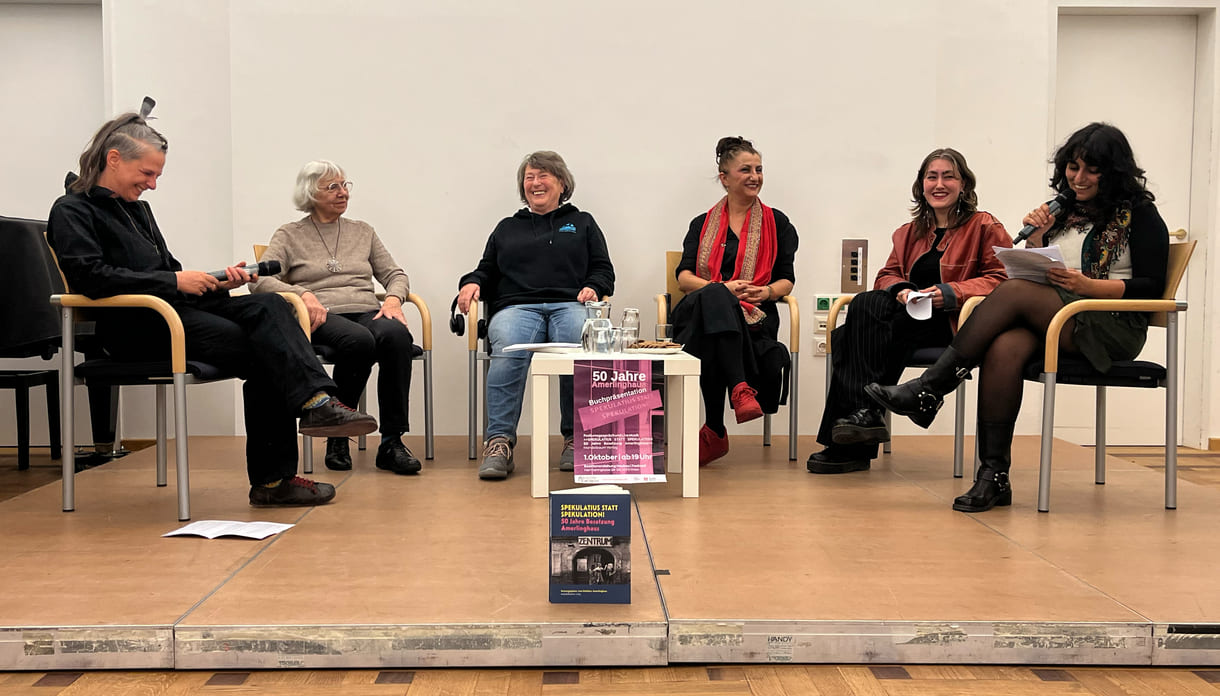 Gesprächsrunde zu 50 Jahre Amerlinghaus bei der Buchpräsentation