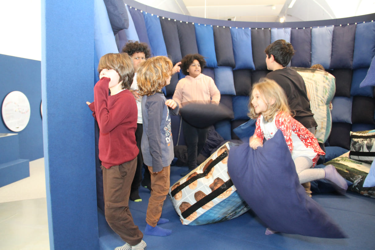 Für etliche Kinder der Lieblingsort - wenngleich anders bespielt als gedacht: Donau-Raum als Polsterburg