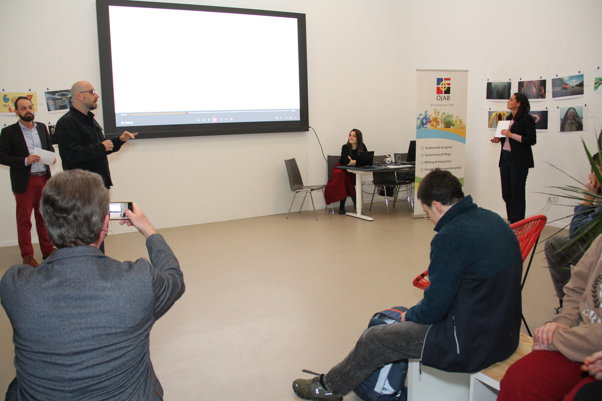 Überblicks-Präsentation der Workshops des KI-Medienlabors