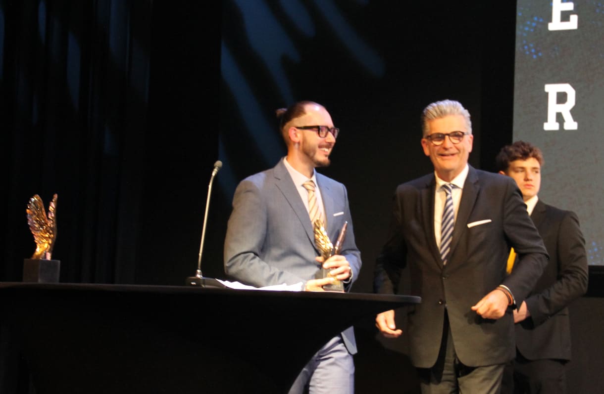 Voting-Gewinner Milan Schmieger mit seinem Laudator, Martin Heimhilcher