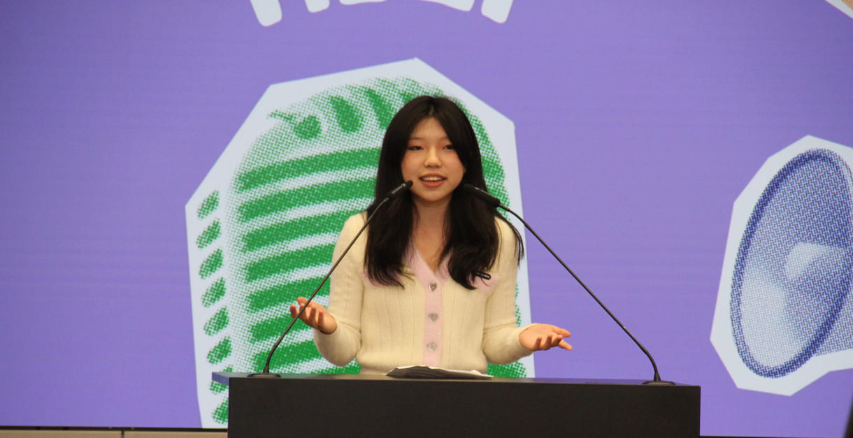 Qianxan Han (AHS Maria Regina) ließ Chinesisch (Mandarin) und Deutsch hören