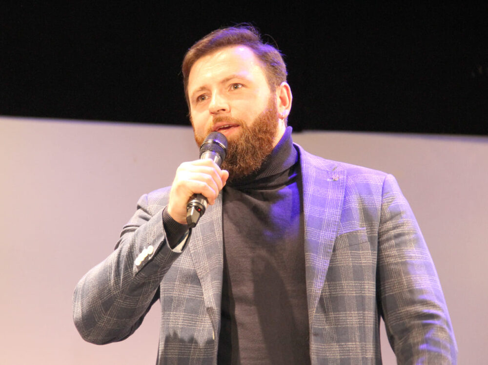 Redner in jenem Teil der Veranstaltung, der Tschetschenien gewidmet war