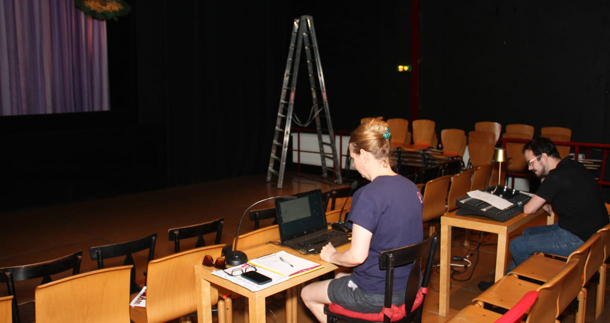 Regissuerin und Lichtgestalter