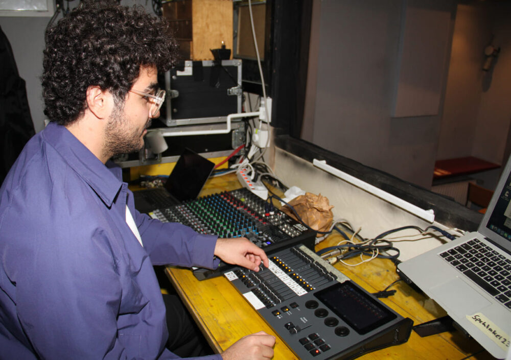 Licht- und Tontechnik: Karrar Alsaadi