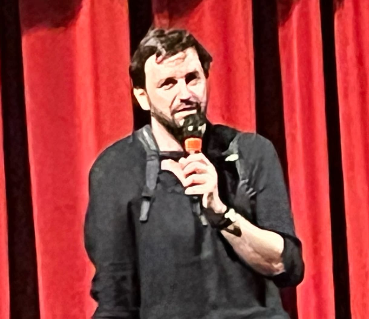 Regisseur Piotr Domalewski beim Filmgespräch nach der Premiere im Urania-Kino