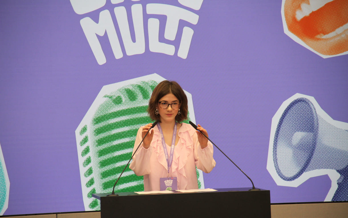 Sarah Schermaier (VBS – Vienna Business School, private Handelsakademie, Schönborngasse) sprach Englisch und Deutsch