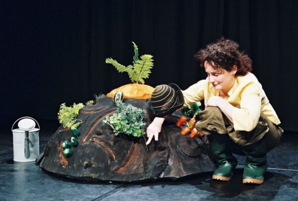 Foto zum Stück "Schneckenalarm" - vor früheren Aufführungen