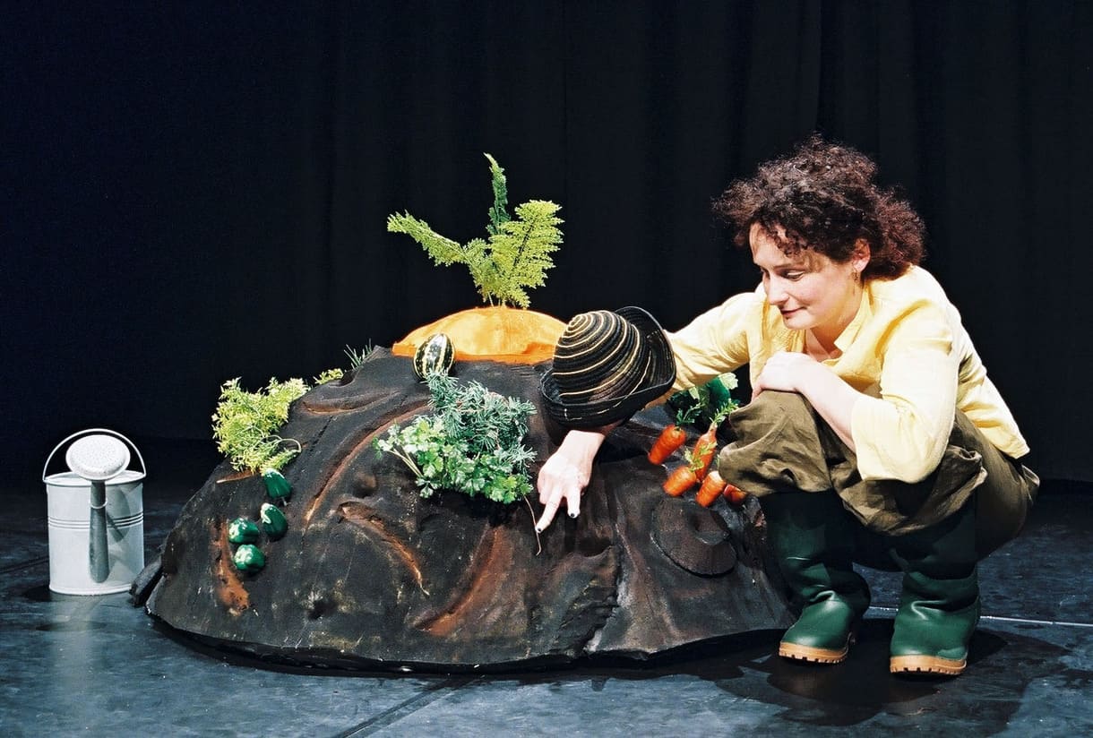 Foto zum Stück "Schneckenalarm" - vor früheren Aufführungen