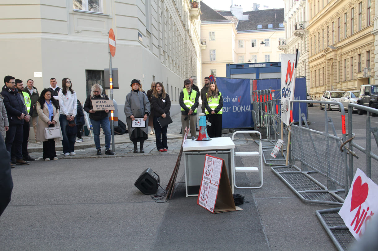 Schweigeminuten der Kundgebungsteilnehmer:innen