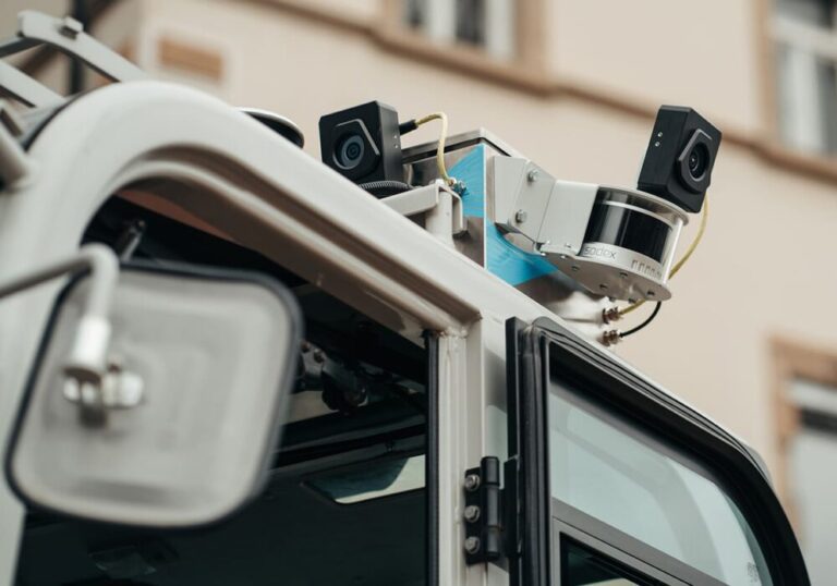Das "Techno-Kastl mit seinen Snsoren zur Vermessung der jeweiligen Baustellen