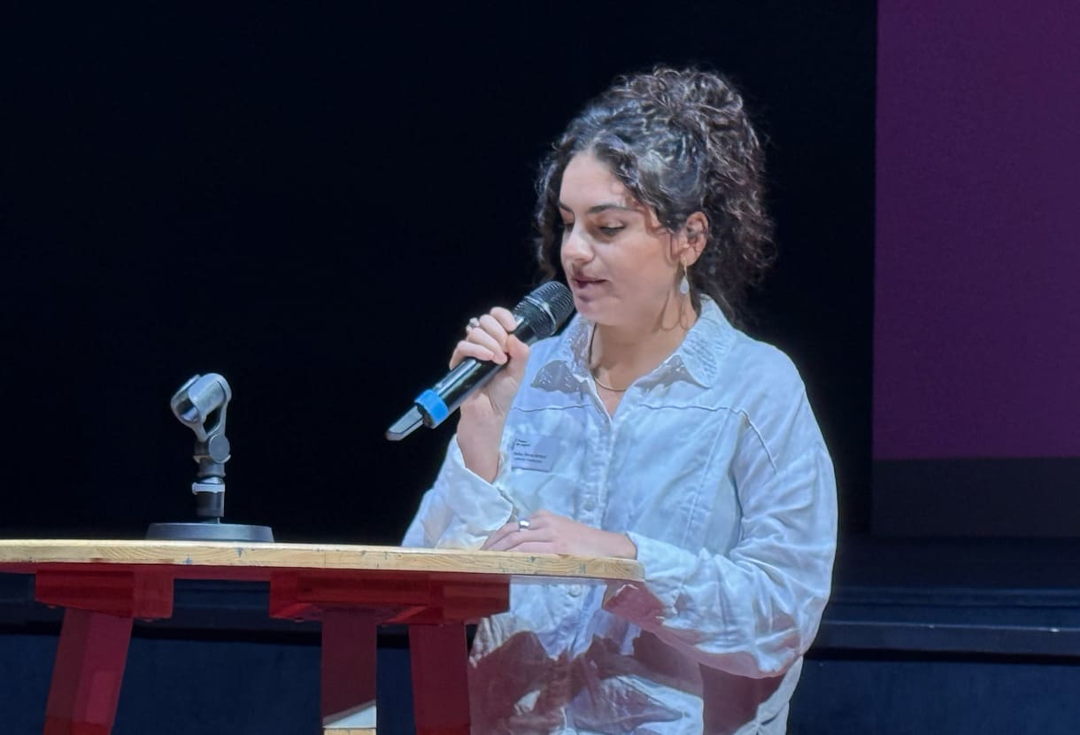 Dramaturgin Selina Shirin Stritzel