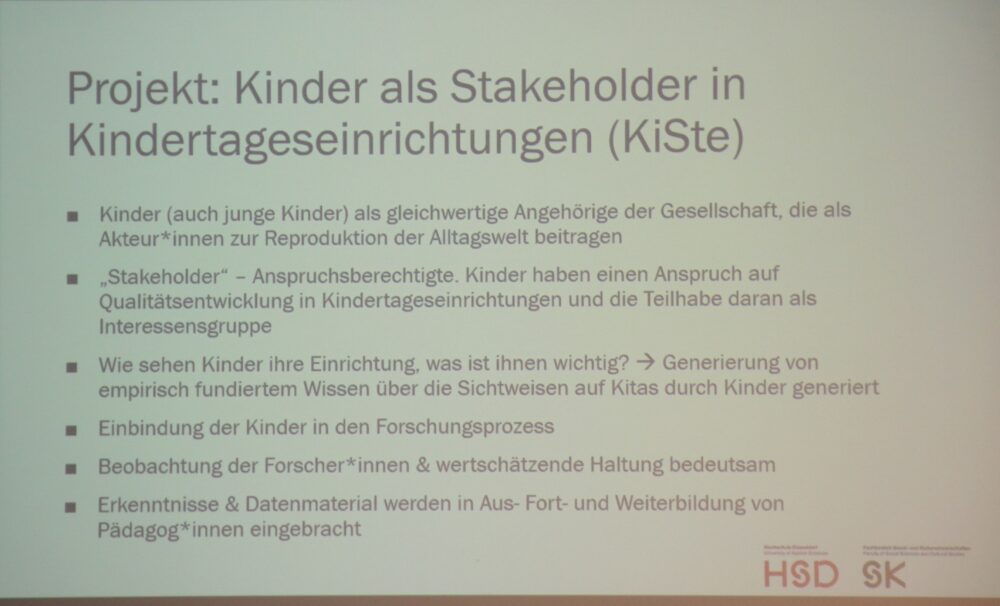 Agata Skalska referierte über ihr Projekt, Kinder selbst in Düsseldorfer KiTas zu befragen, was ihnen wichtig ist