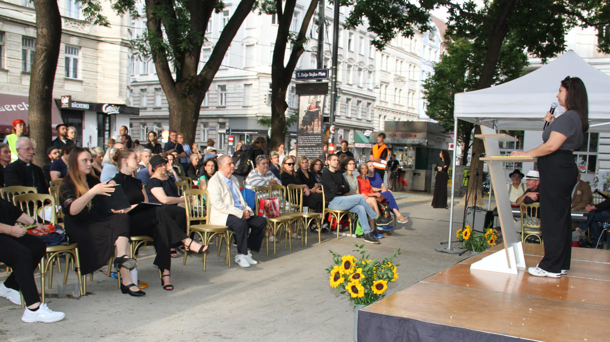 Sladjana Mirković bei ihrer Rede