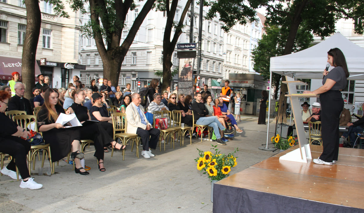 Sladjana Mirković bei ihrer Rede