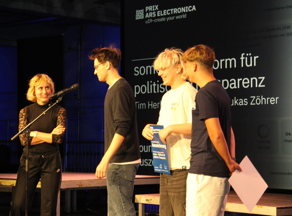 Eine von zwei Auszeichnungen bei den Ältesten der Kategorie U19 - Create Your World