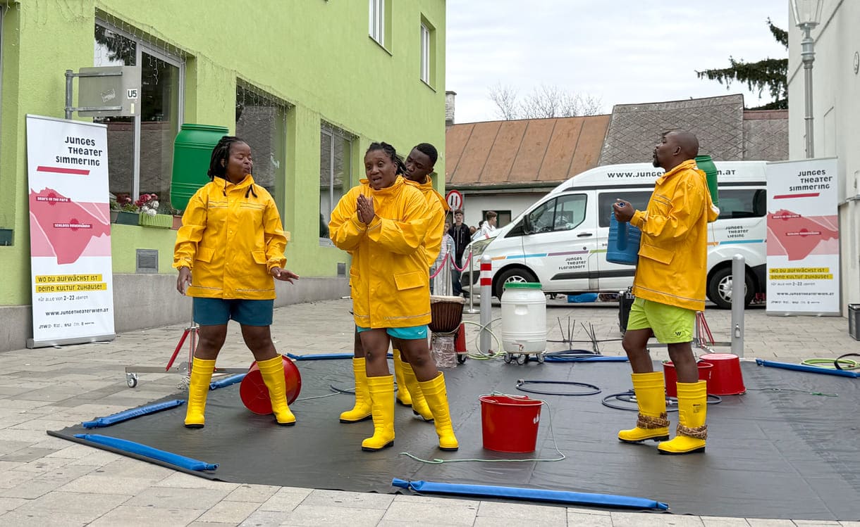 Schauspiel rund um Wasser