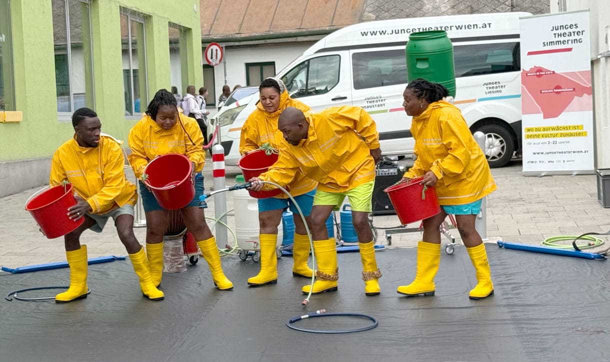 Schauspiel rund um Wasser