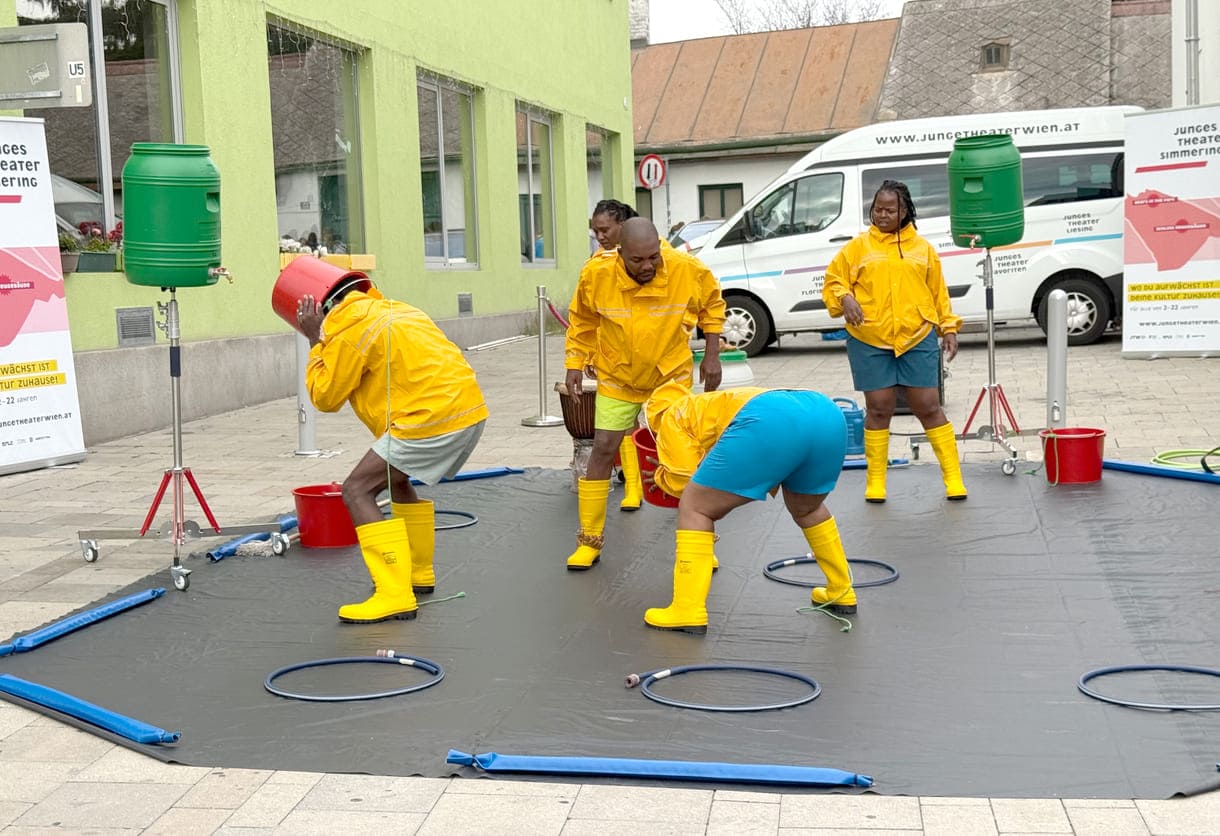 Schauspiel rund um Wasser