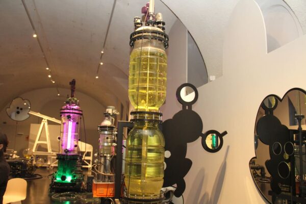 Station in der Installation "Metabolica"
