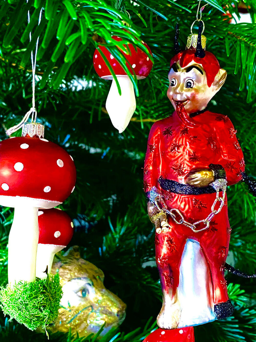 Detailfoto vom Weihnachtsbaum von Michael Stavarič im Vorjahr