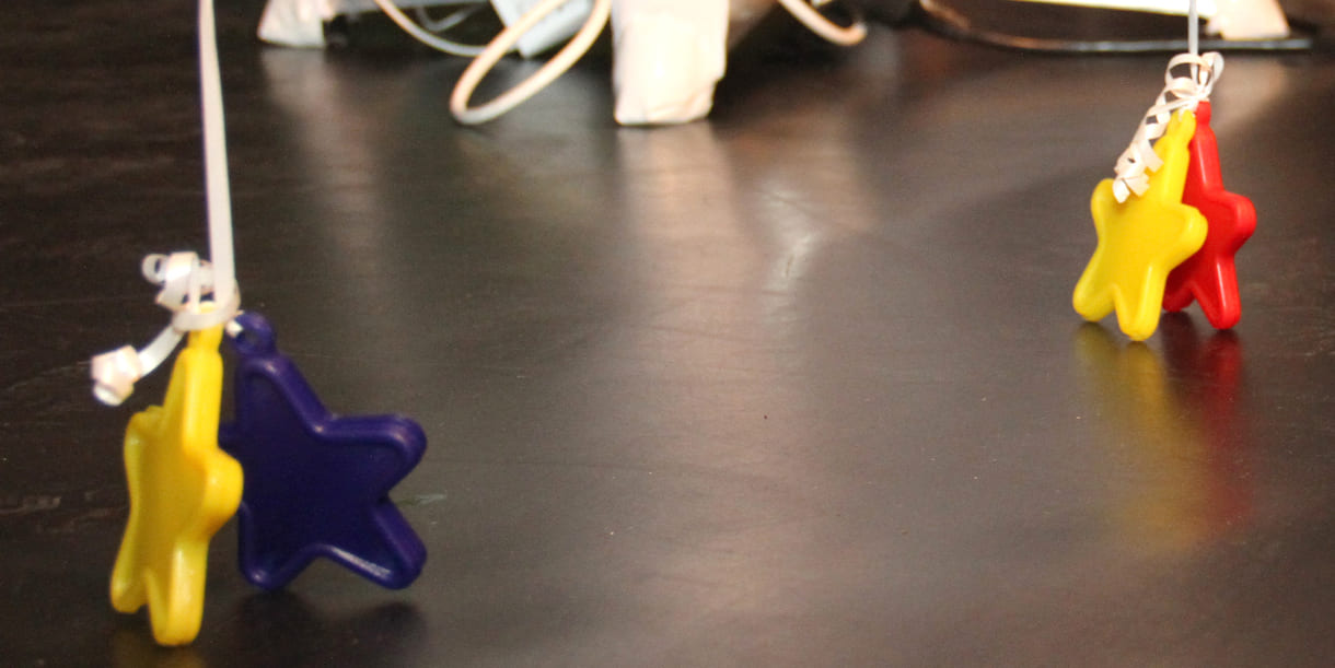 Sterne als Halterung für die Heliumballons