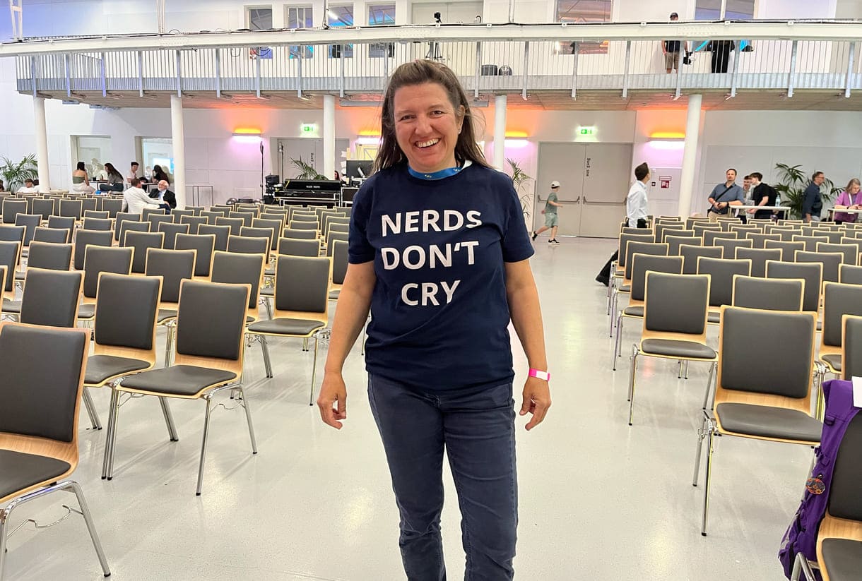 Jurysprecherin in der Kategorie Engineering I - mit Dienst-T-Shirt 