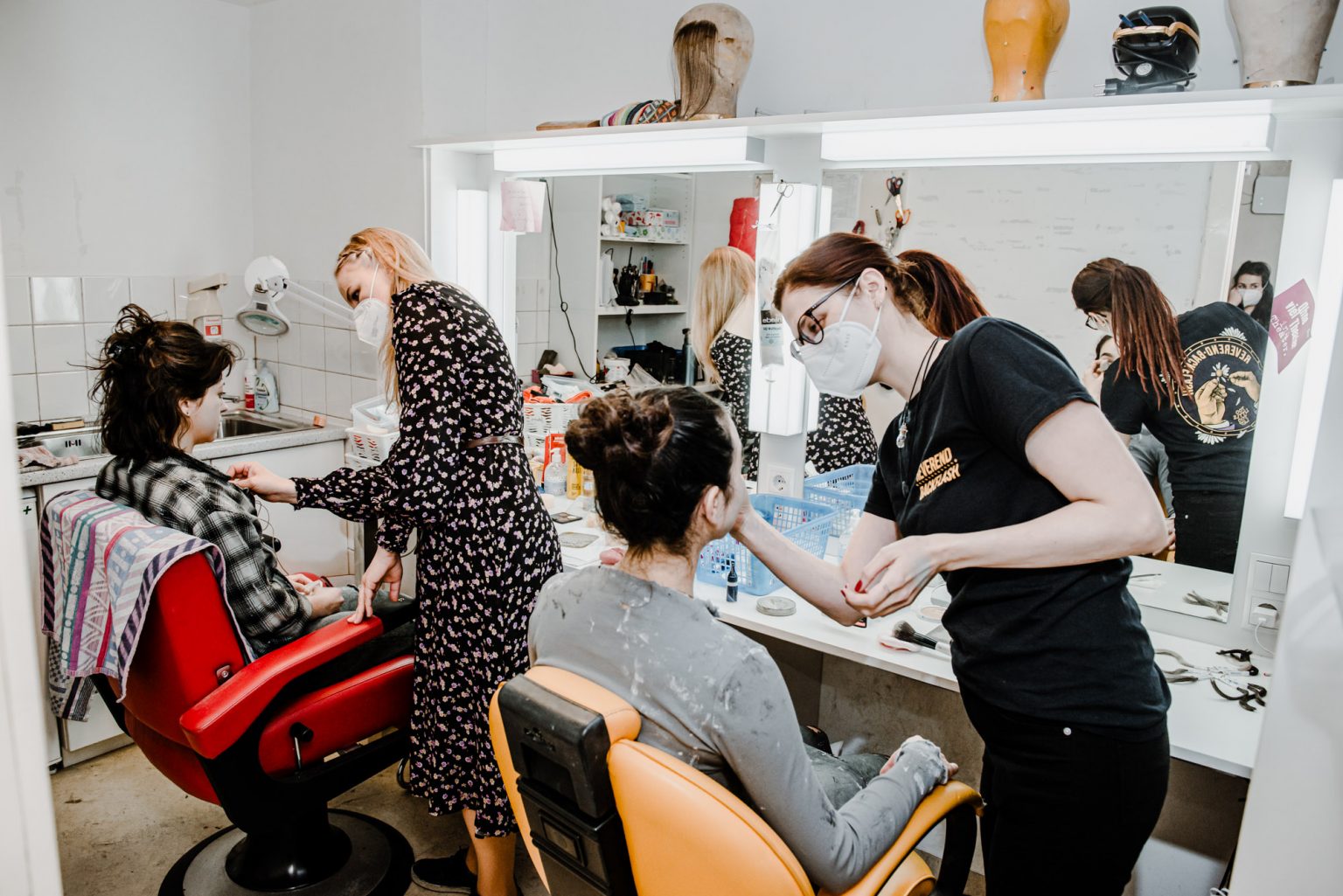 Schauspielerin in der Maske