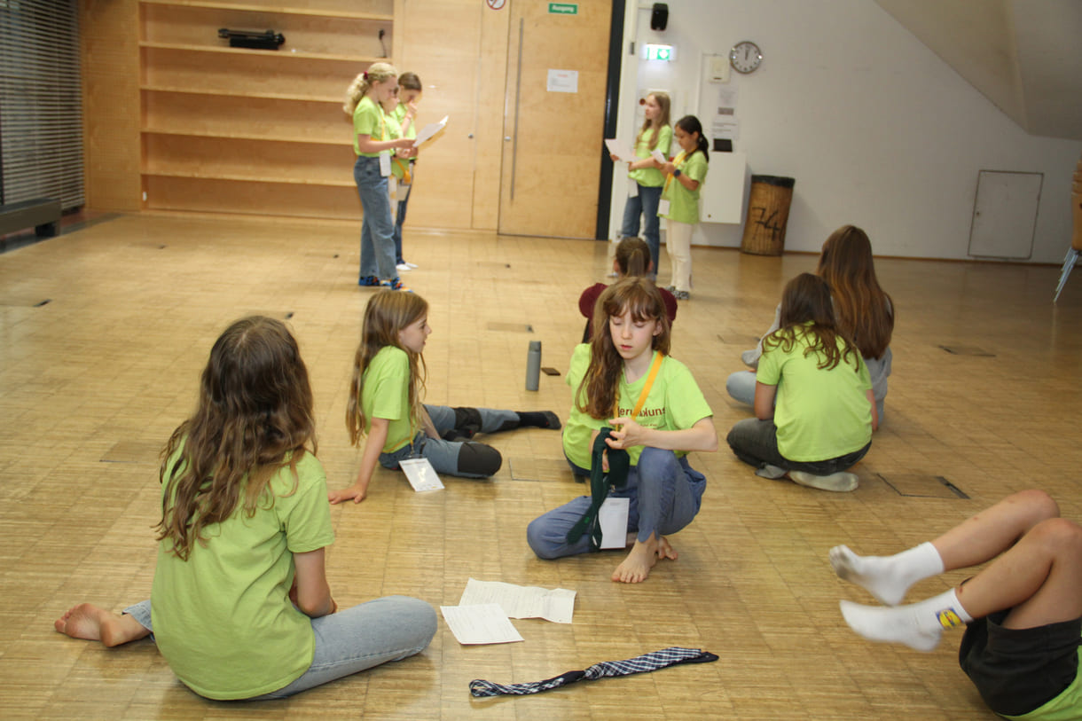 Probe für eine Theaterstück im Workshop 