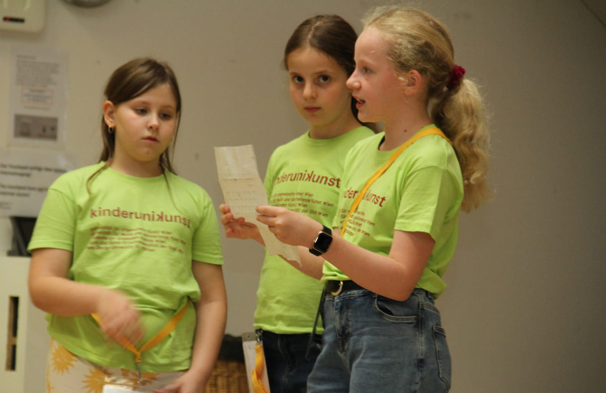 Probe für eine Theaterstück im Workshop 