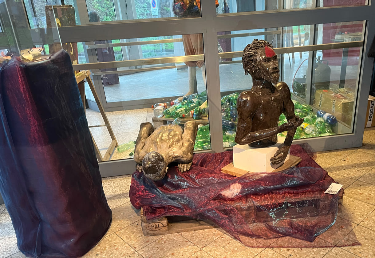 Bilder und Objekte der Ausstellung im 