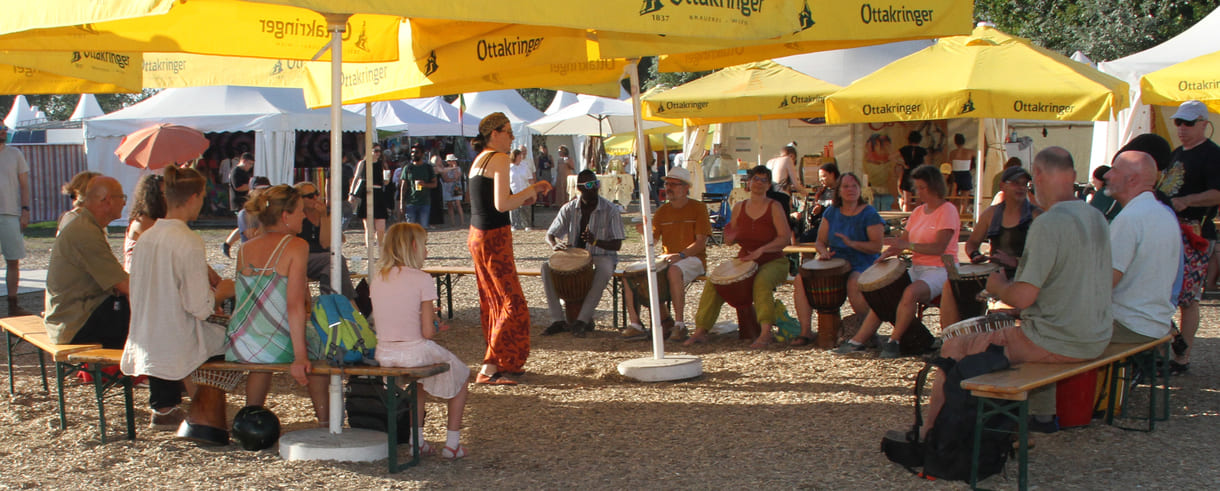 Trommel-Workshops gibt's auch für Erwachsene