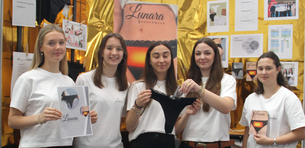 Freya Berger, Lisa Bühler, Antonella Gasparević, Kim Vonbank und Katharina Müller von 
