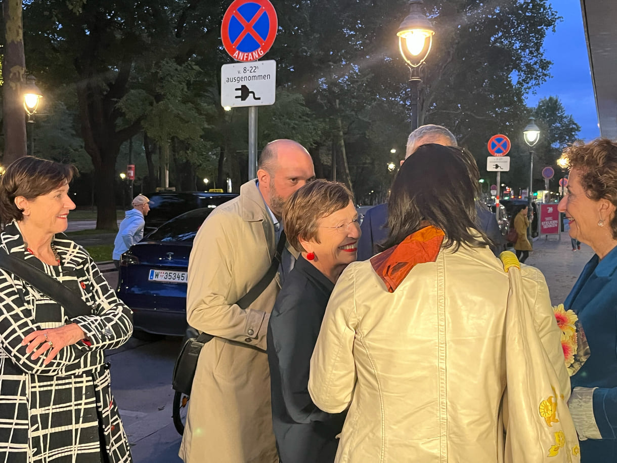 Begegnung mit dem Bundespräsidenten auf dem Weg zum Kino