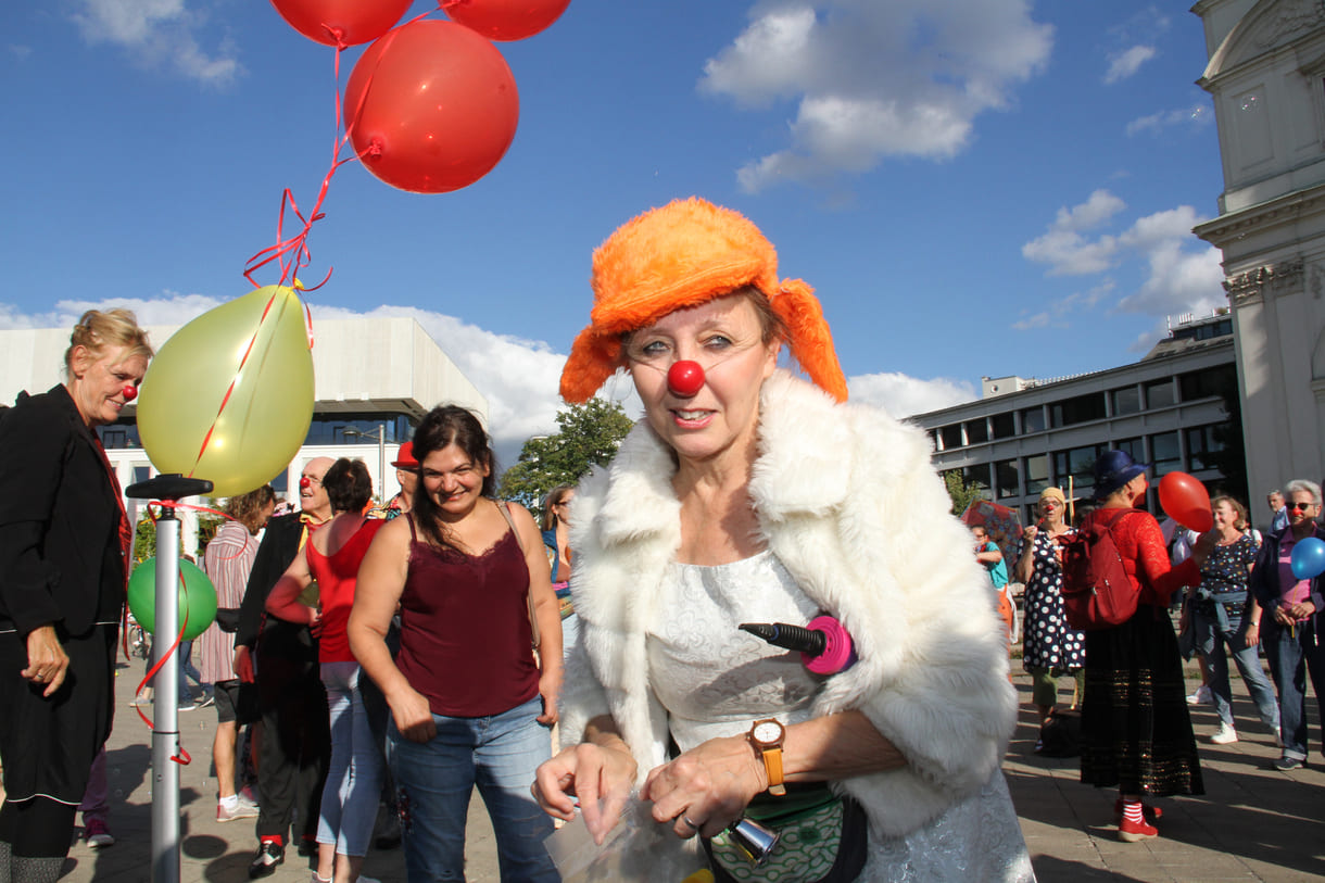 Verena alias Clown:in Donna, 