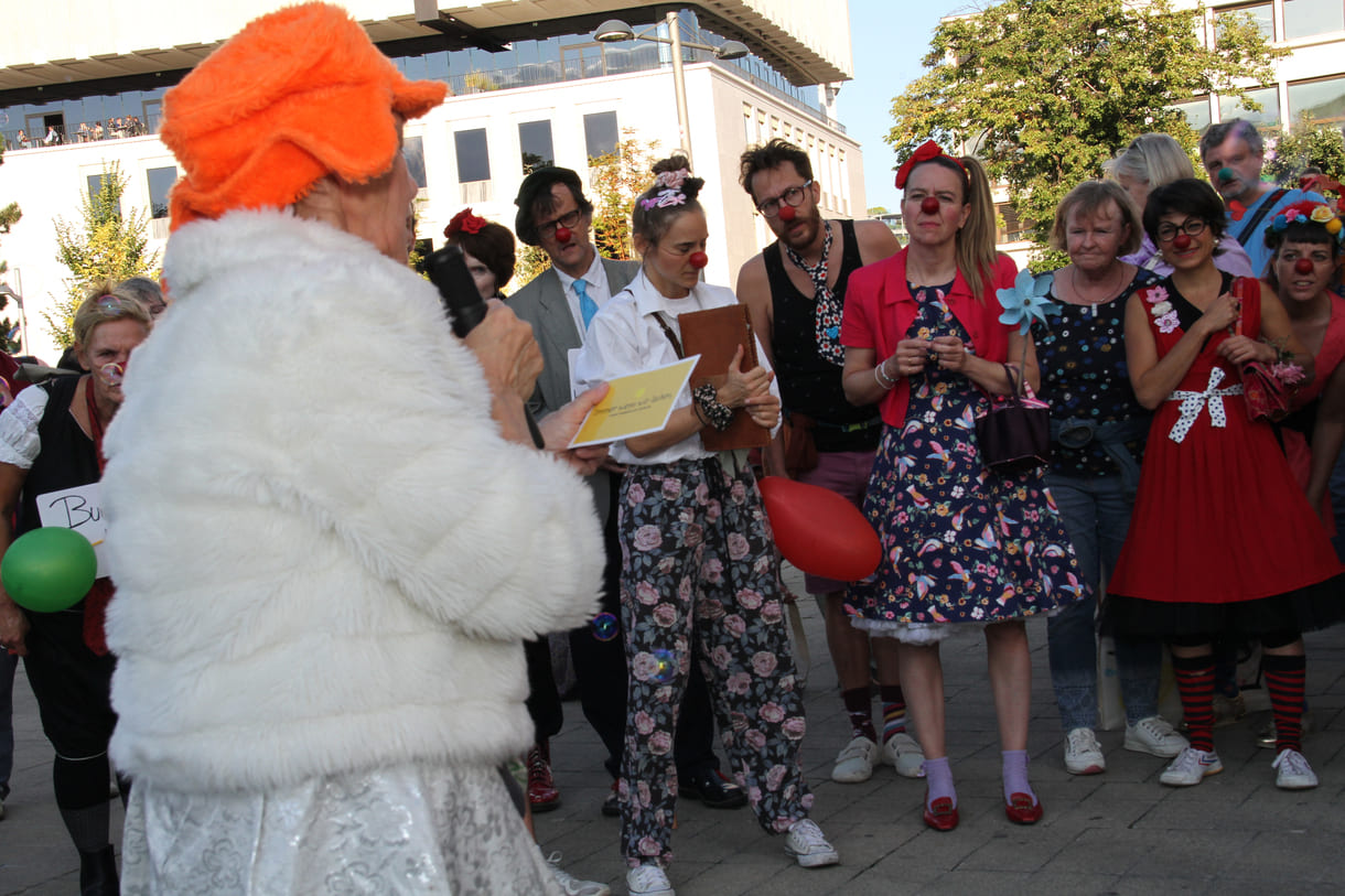 Verena alias Clown:in Donna, 