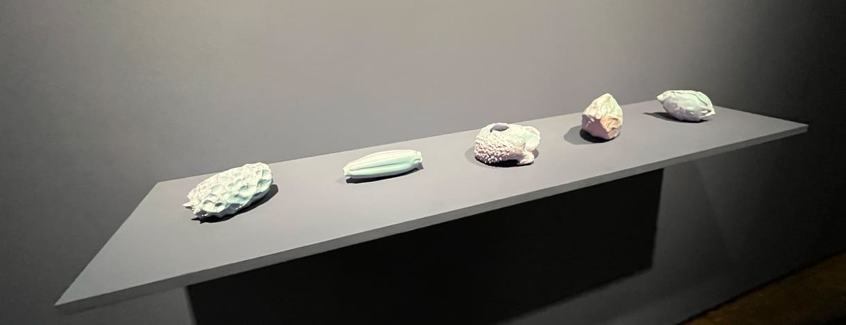 Werke aus der Gemeinschafts-Ausstellung im Kunsthaus Wien