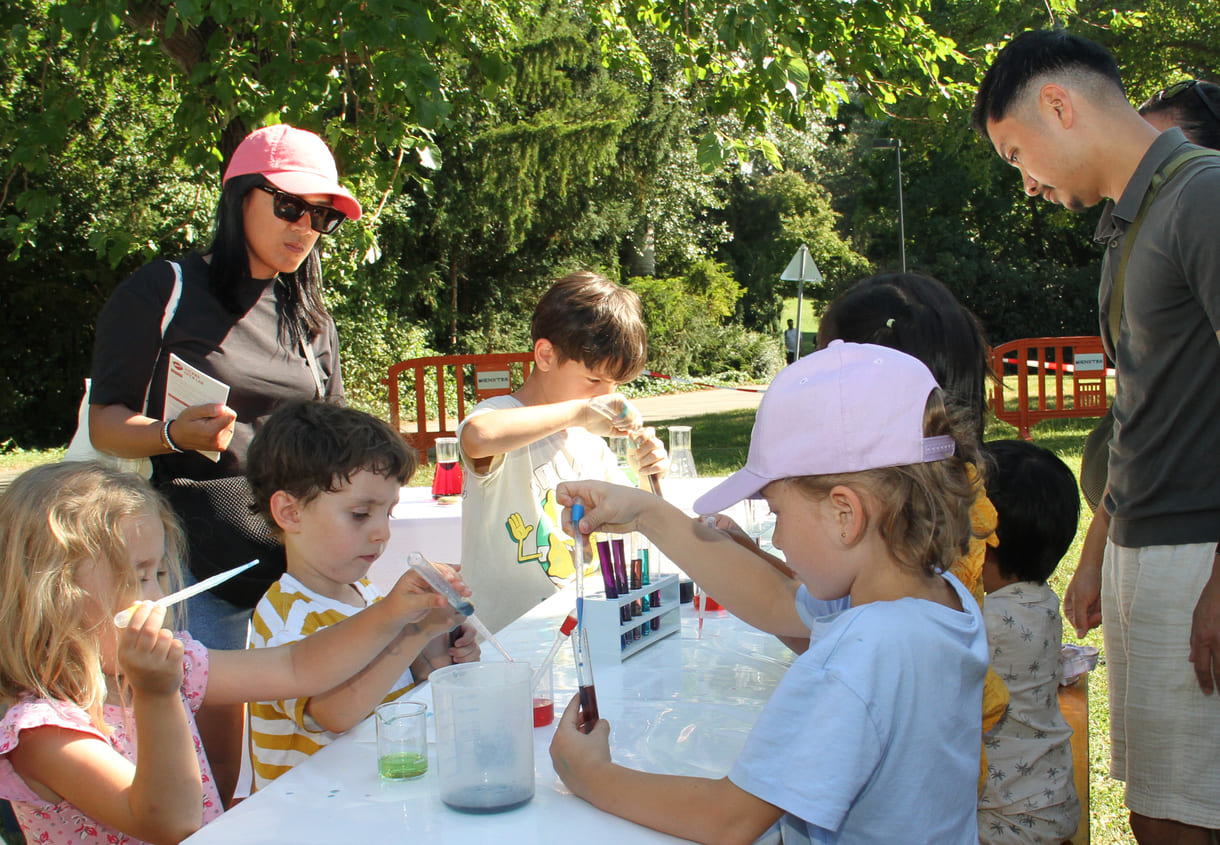 Wissenschaftliche Experimente für Kinder