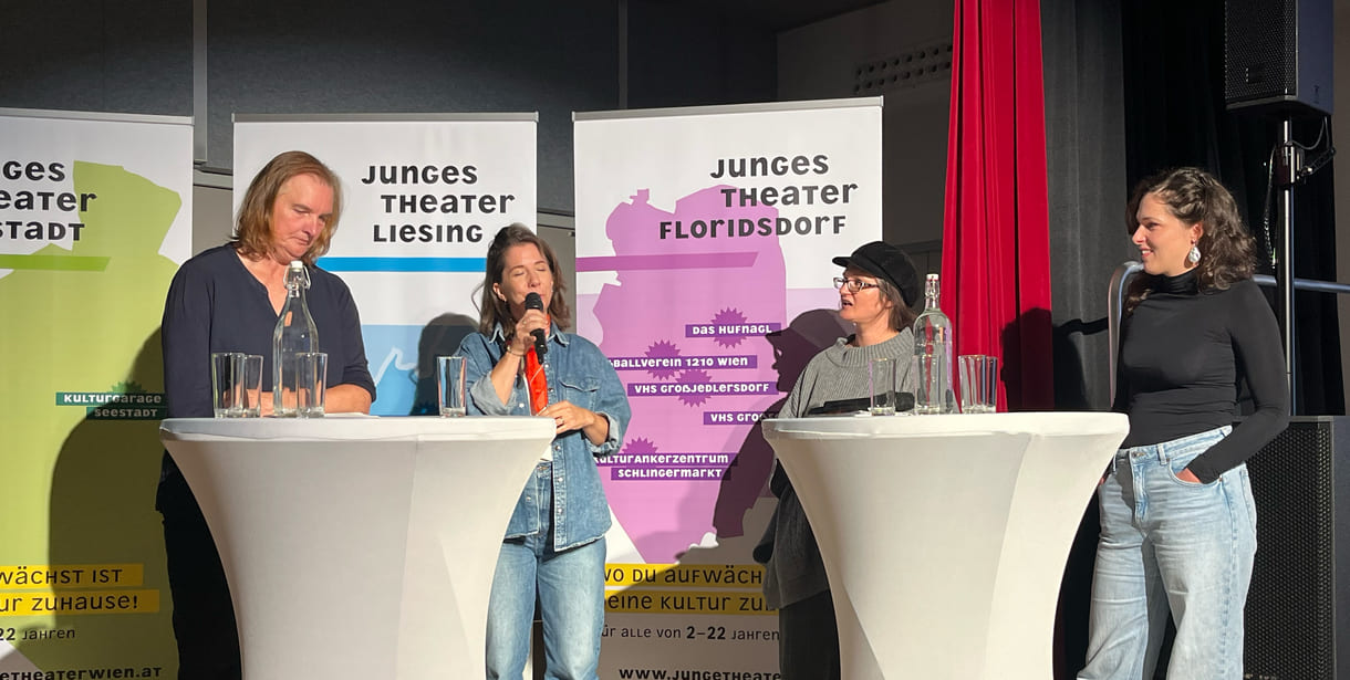 Nika Sommeregger, Christina Aksoy, Nico Wind und Sarah Scherer (von links nach rechts)