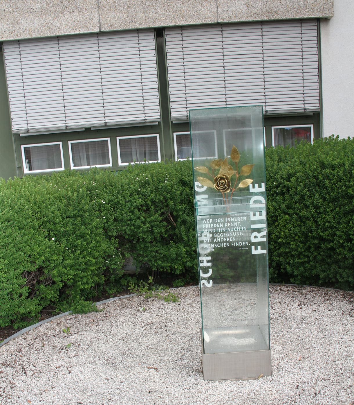 Vitrine rund um ein 
