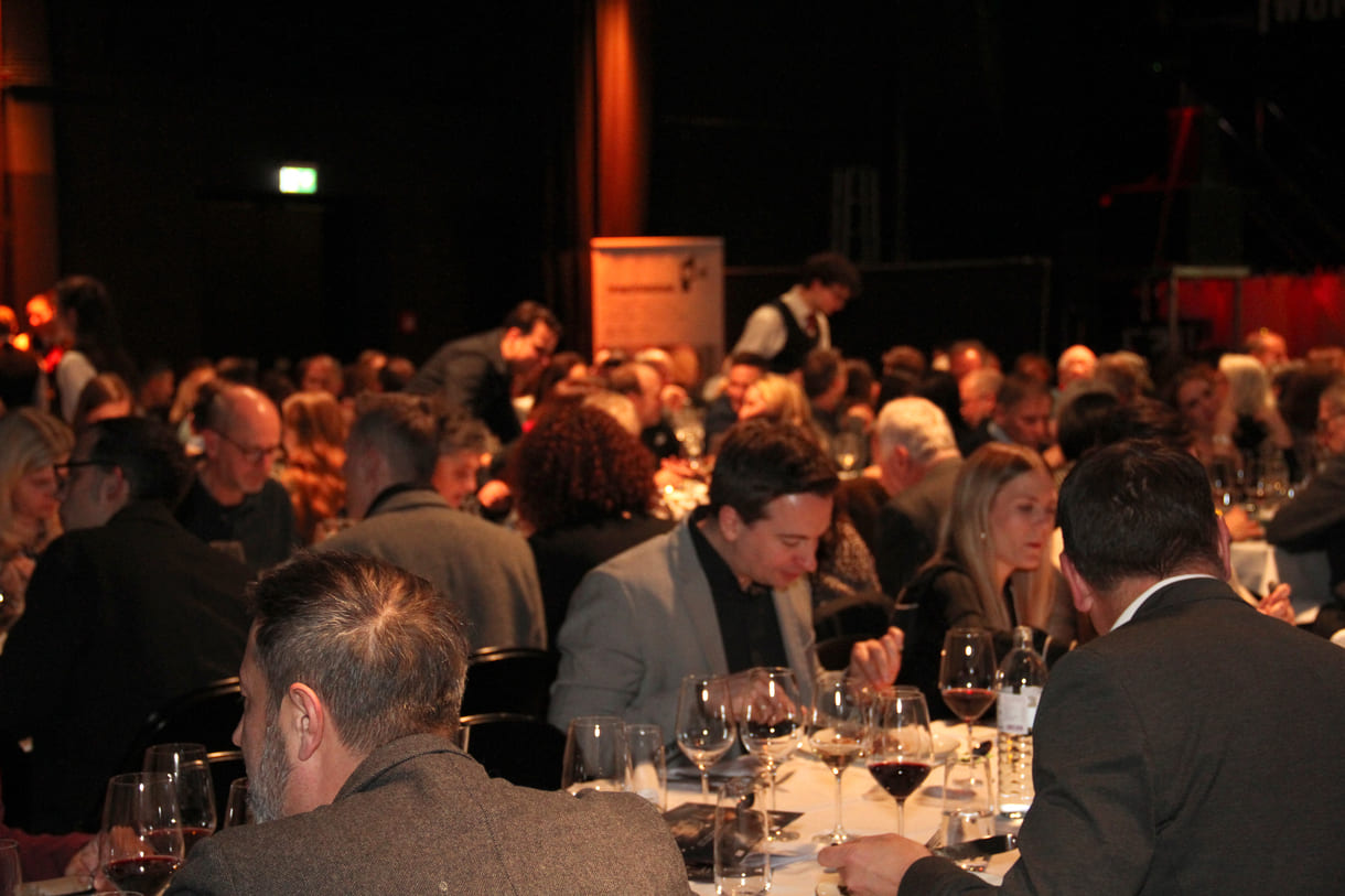 Ungewöhnlich präsentiert sich der große Veranstaltungssaal