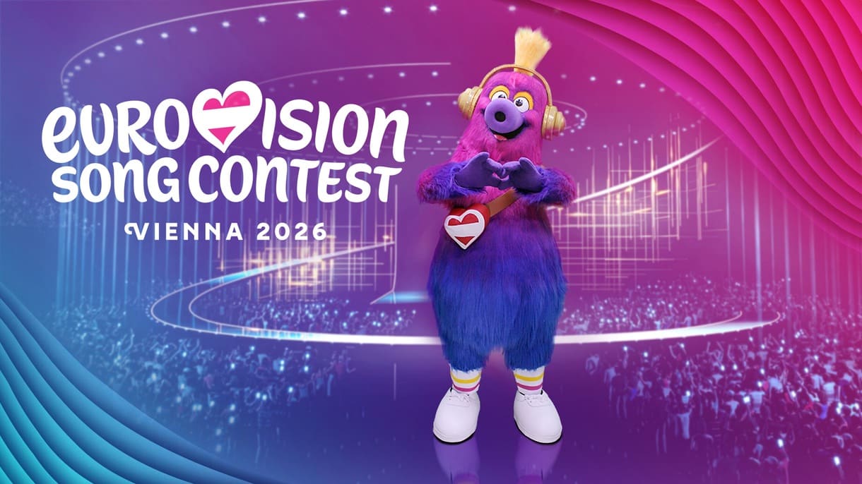 Eurovision Song Contest Maskottchen Auri in Menschlicher Lebensgröße