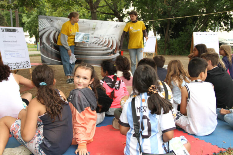 Kinderuni-Vorlesung im Hyblerpark (Wien-Simmering)