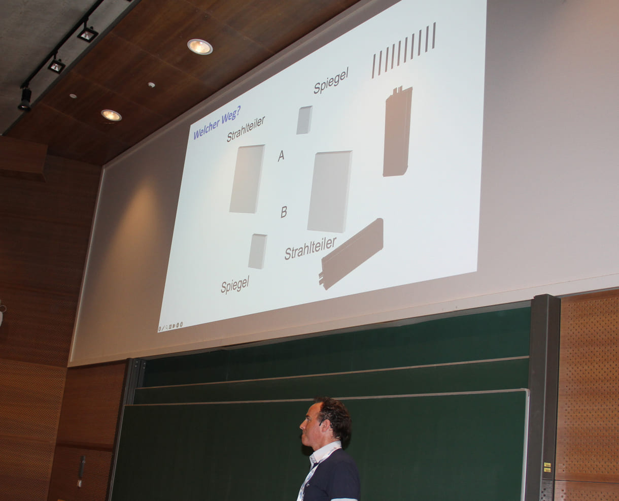 Vortrag und Folien zu Quantenphysik von und mit Markus Aspelmeyer