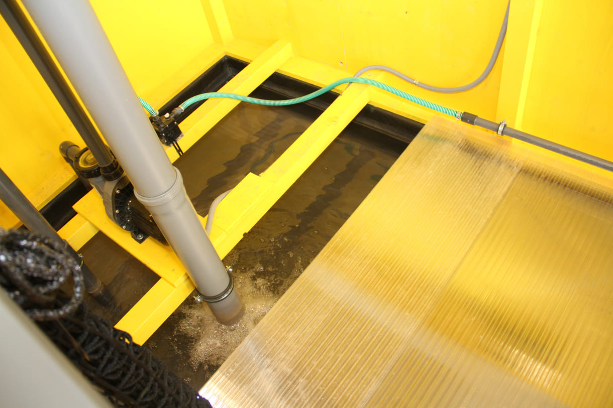 Echtes Wasser - für das große Flusslauf-Modell