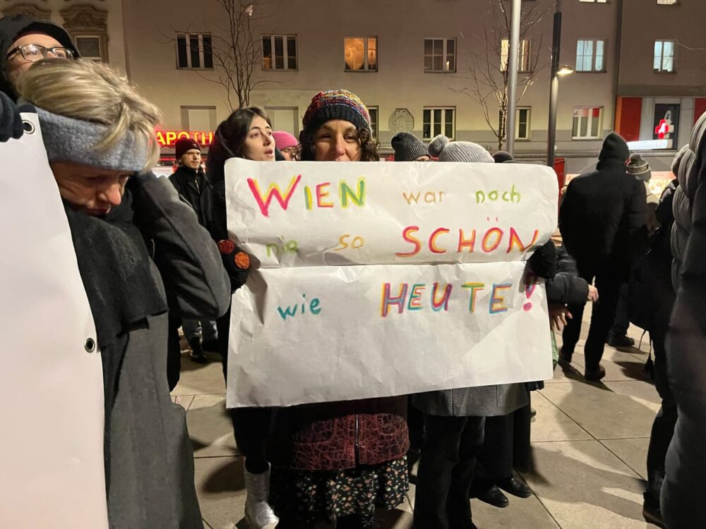 Kundgebung "Wien sind wir alle" auf dem REumannplatz, 6. Februar 2023