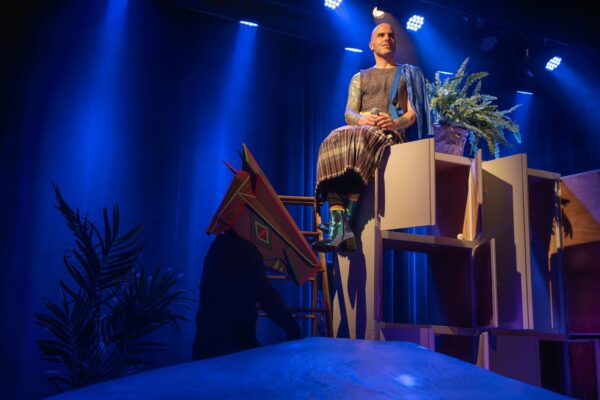 Szenenfoto aus "Prinz*in - Was wäre, wenn du sein kannst, wer du willst"