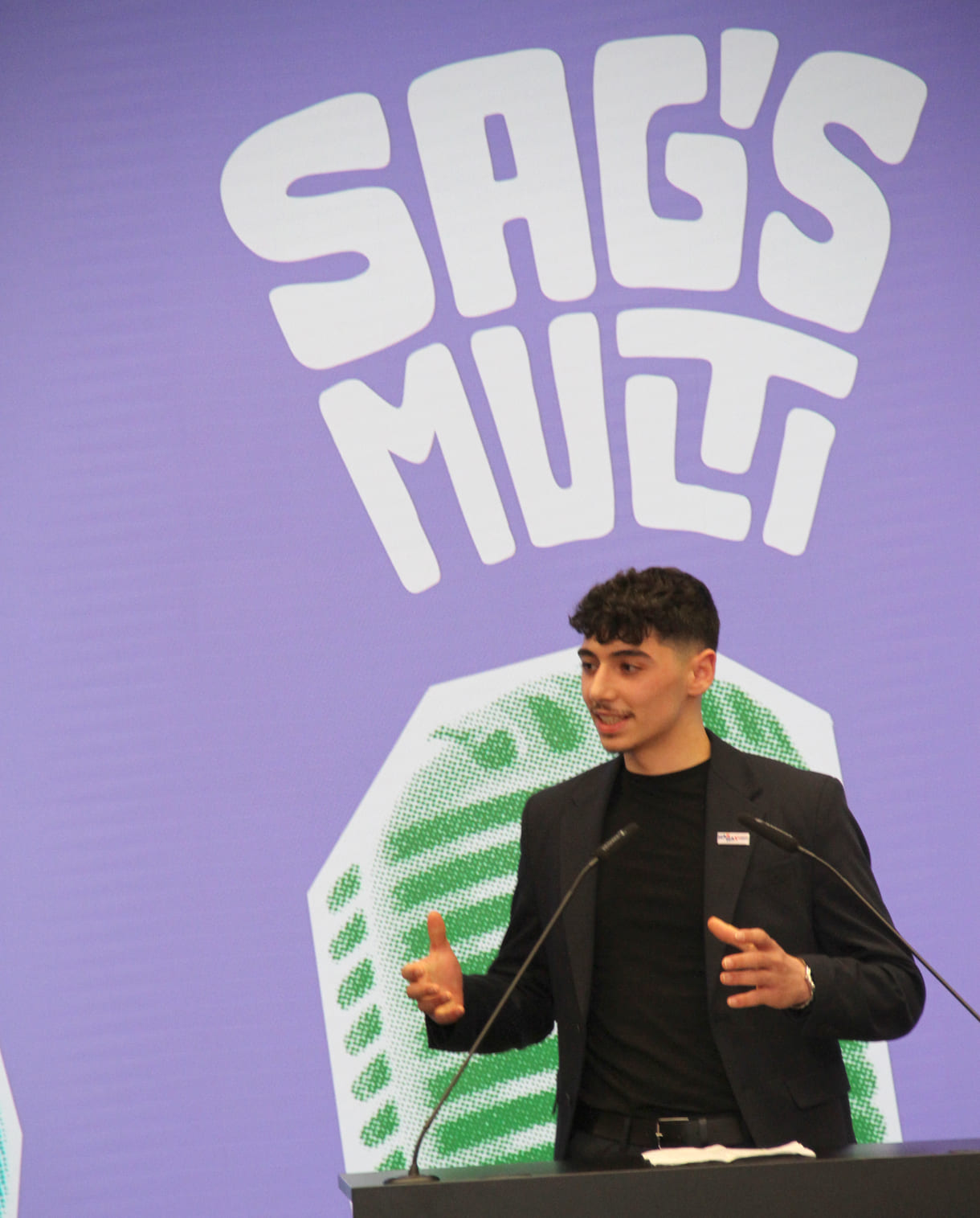 Yazan Fran (HAK bfi Wien), griff zu Arabisch neben Deutsch